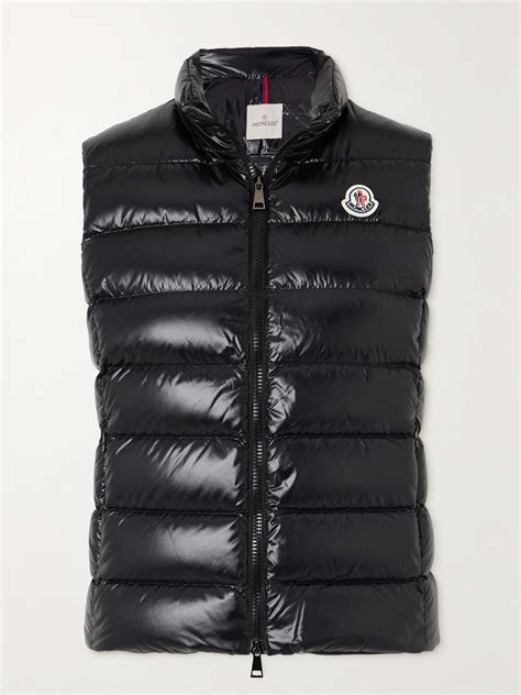 smanicato moncler falso